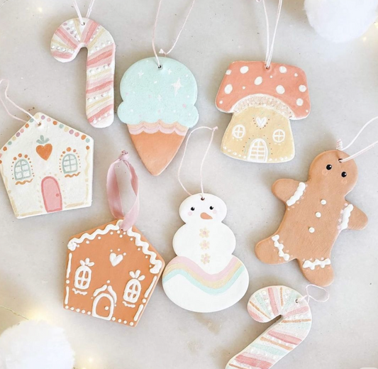 7 Dec (SUN afternoon): Guided Christmas Pottery