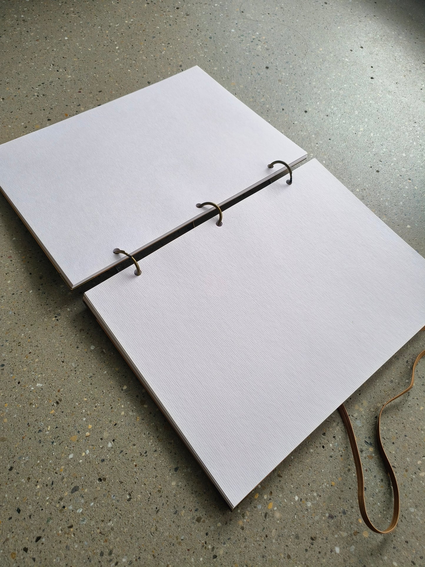 Manga Sketchbook - Bondage