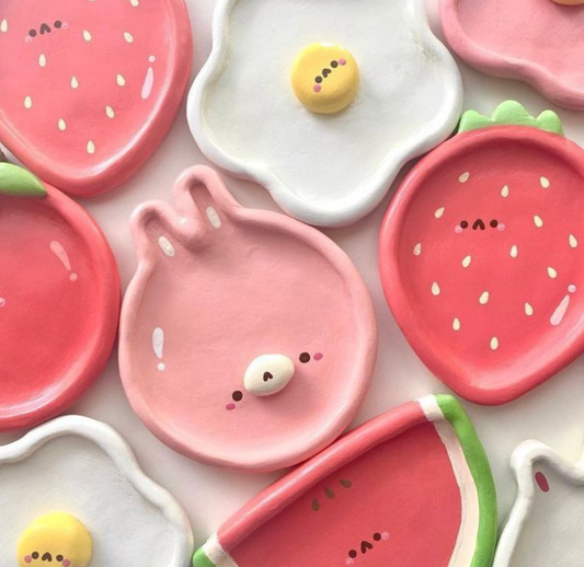 11 Jan (SO afternoon): Guided Fruit Pottery