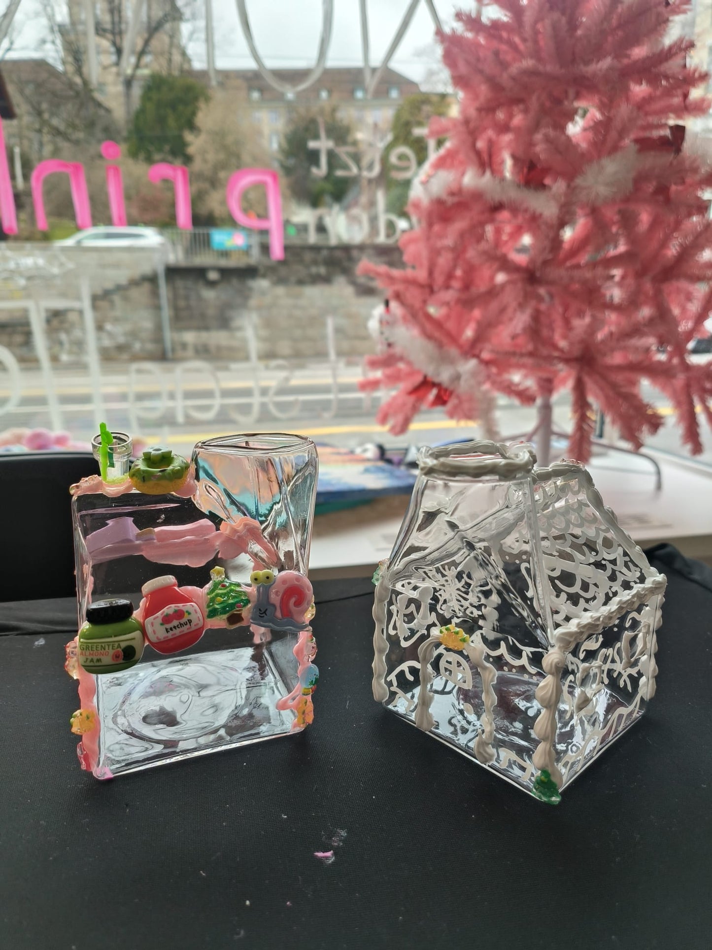 December (WALK IN): Decoden: Gingerbread House